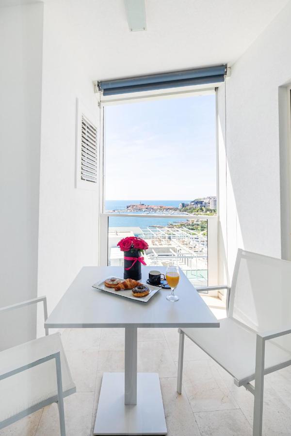 Sea View Royal Apartments Tre Canne Budva Eksteriør bilde