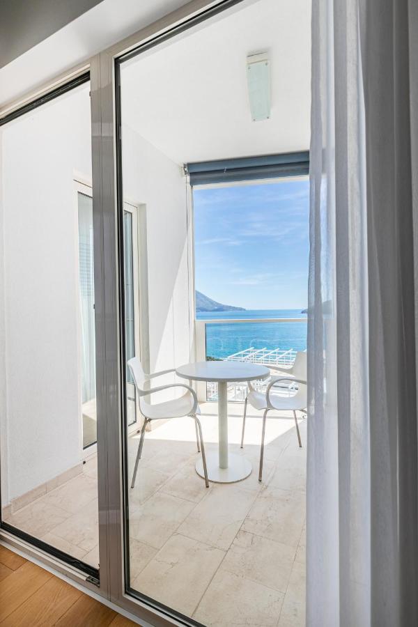 Sea View Royal Apartments Tre Canne Budva Eksteriør bilde